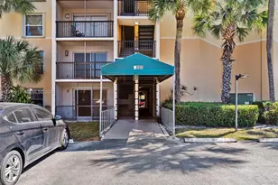 8005 Lake Dr, Doral, FL 33166 - Photo 21