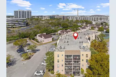 8005 Lake Dr #408, Doral, FL 33166 - Photo 23