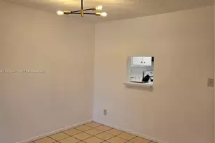 7911 N Colony Cir N, Tamarac, FL 33321 - Photo 5