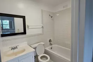 7911 N Colony Cir N, Tamarac, FL 33321 - Photo 17