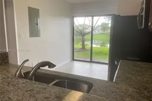 22311 SW 88th Pl, Cutler Bay, FL 33190 - Photo 9