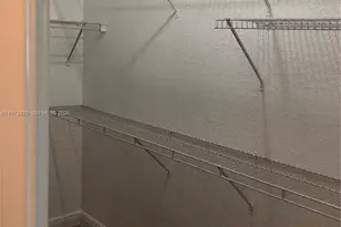 10710 NW 66th St, Doral, FL 33178 - Photo 11