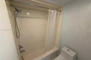 6502 Miami Lakes Dr E, Miami Lakes, FL 33014 - Photo 13