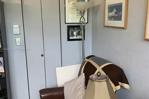 1400 St Charles, Pembroke Pines, FL 33026 - Photo 29