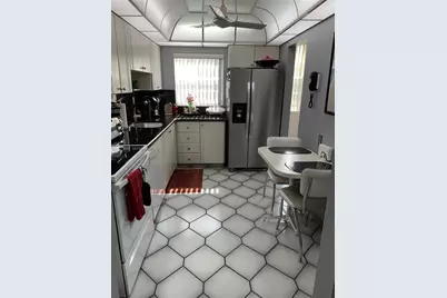 1400 St Charles #313, Pembroke Pines, FL 33026 - Photo 13