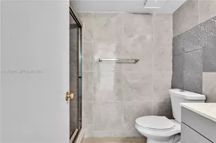 3252 Foxcroft Rd, Miramar, FL 33025 - Photo 13