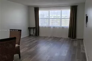 410 SE 2nd St, Hallandale Beach, FL 33009 - Photo 1