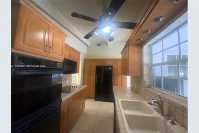 700 Curtiss Pkwy #0, Miami Springs, FL 33166 - Photo 15