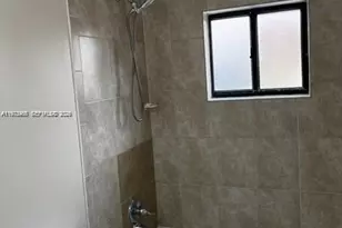 7735 W 29th Way, Hialeah, FL 33018 - Photo 7