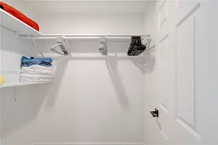 347 NE 110th St, Miami, FL 33161 - Photo 31