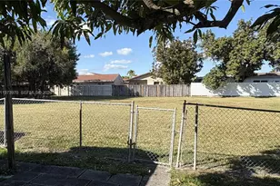 10611 SW 23rd Terrace, Miami, FL 33165 - Photo 39