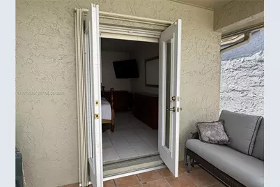 10611 SW 23rd Ter, Miami, FL 33165 - Photo 23