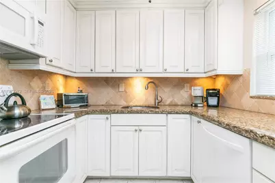 3131 S Ocean Dr #110, Hallandale Beach, FL 33009 - Photo 3