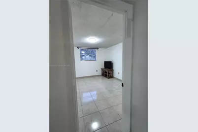 666 W 81st St #209, Hialeah, FL 33014 - Photo 13