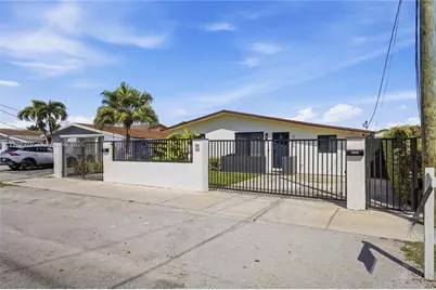 9007 SW 38th St, Miami, FL 33165 - Photo 3