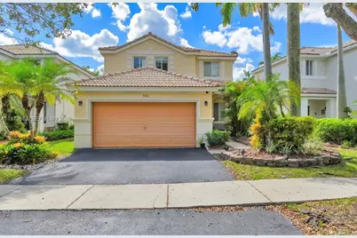 1386 Canary Island Dr, Weston, FL 33327 - Photo 1