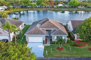 2385 SE 7th Pl, Homestead, FL 33033 - Photo 1
