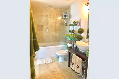 350 S Miami Ave #3608, Miami, FL 33130 - Photo 17