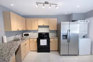 1780 NE 191st St, Miami, FL 33179 - Photo 7