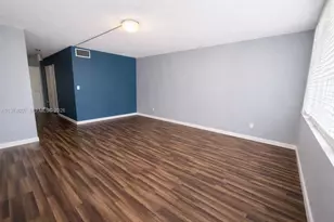 1780 NE 191st St, Miami, FL 33179 - Photo 9