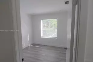 2319 S Johnson St, Hollywood, FL 33020 - Photo 9