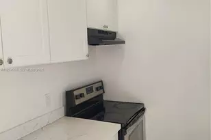 2319 S Johnson St, Hollywood, FL 33020 - Photo 3