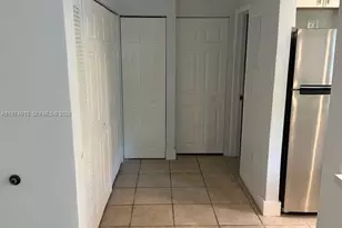 359 Meridian Ave, Miami Beach, FL 33139 - Photo 5