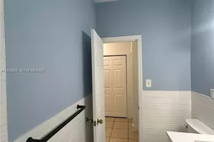 359 Meridian Ave, Miami Beach, FL 33139 - Photo 13