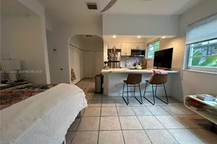 359 Meridian Ave, Miami Beach, FL 33139 - Photo 15