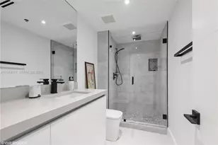19707 Turnberry Way, Aventura, FL 33180 - Photo 15