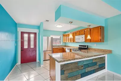 653 Banks Rd, Margate, FL 33063 - Photo 15