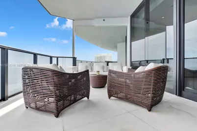 18555 Collins Ave #4605, Sunny Isles Beach, FL 33160 - Photo 11