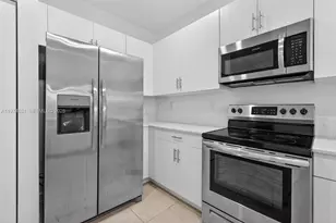 2619 SE 11th St, Homestead, FL 33035 - Photo 5