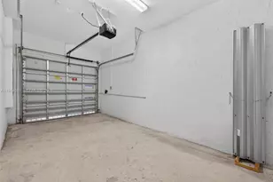 2619 SE 11th St, Homestead, FL 33035 - Photo 43