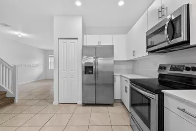 2619 SE 11th Street #2619, Homestead, FL 33035 - Photo 7