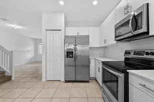 2619 SE 11th St, Homestead, FL 33035 - Photo 7