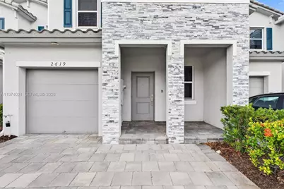 2619 SE 11th Street #2619, Homestead, FL 33035 - Photo 3