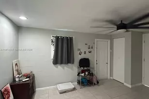 31 SE 7th St, Dania Beach, FL 33004 - Photo 5