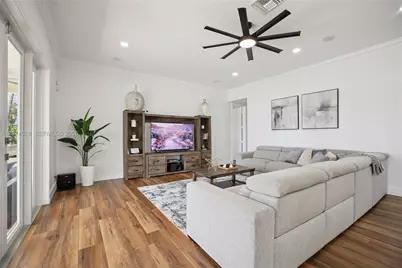 1537 Victoria Isle Way, Weston, FL 33327 - Photo 13