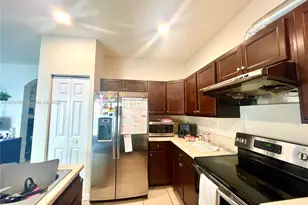 9271 W 33rd Ln, Hialeah, FL 33018 - Photo 11