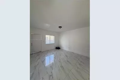 7001 NW 6th Ave, Miami, FL 33150 - Photo 11