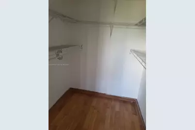 426 NE 210th Cir Ter #101-2, Miami, FL 33179 - Photo 9