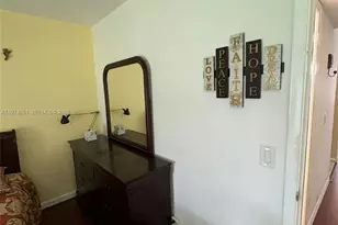 221 Kent M, West Palm Beach, FL 33417 - Photo 7