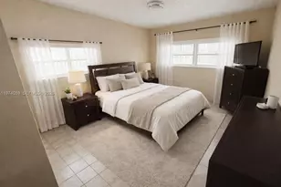 2760 NW 4th Terrace, Miami, FL 33125 - Photo 9