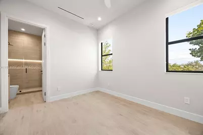 1135 NE 11th Ave, Fort Lauderdale, FL 33304 - Photo 45