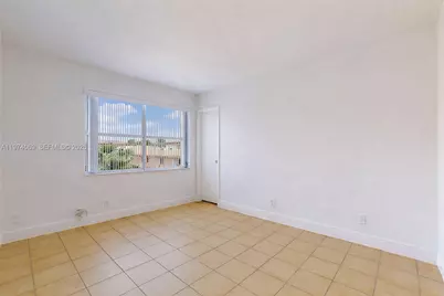 13715 Kendale Lakes Cir #PH-A10, Miami, FL 33183 - Photo 11