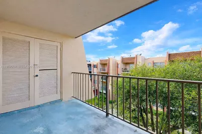 13715 Kendale Lakes Cir #PH-A10, Miami, FL 33183 - Photo 35