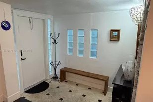 9048 Carlyle Ave, Surfside, FL 33154 - Photo 5