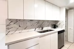 8911 SW 123rd Ct, Miami, FL 33186 - Photo 5