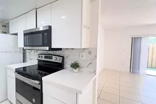 8911 SW 123rd Ct, Miami, FL 33186 - Photo 11